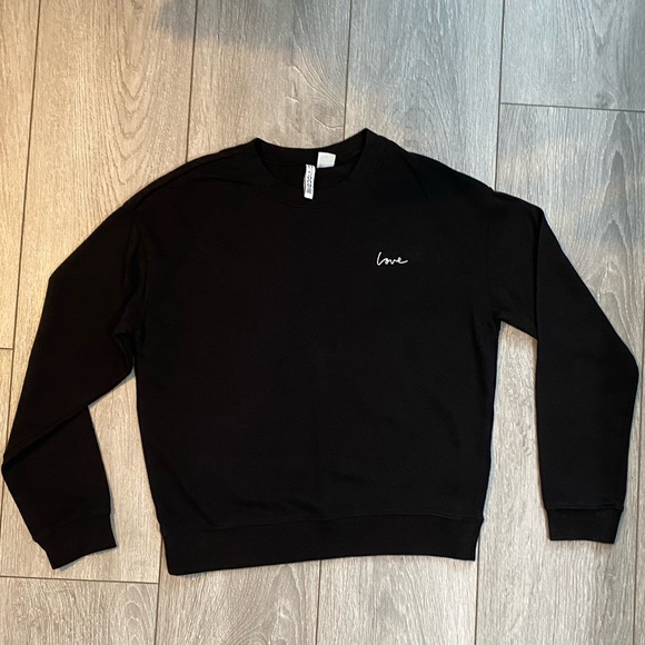 Black pullover sweatshirt. Small - Picture 5 of 9